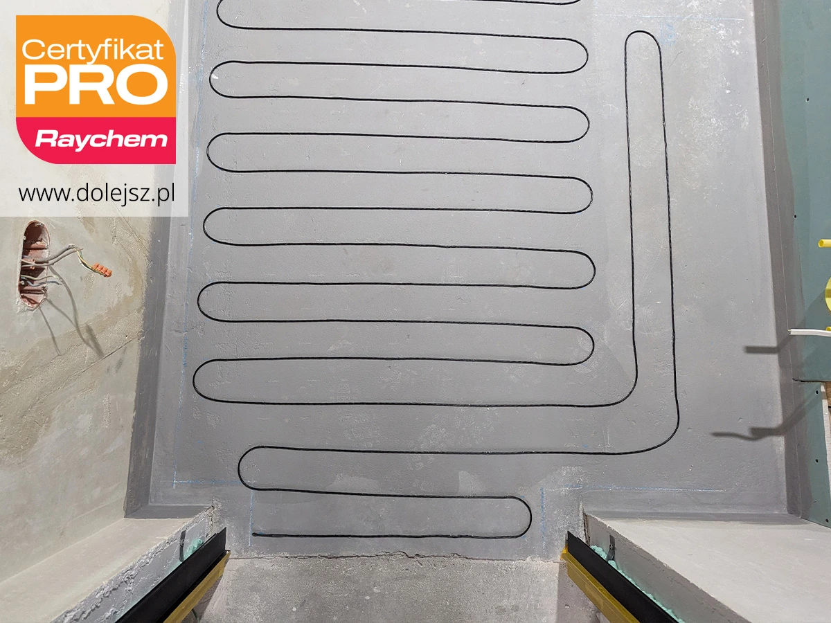 Łazienka z prysznicem walk-in i ogrzewaniem podłogowym kablem grzejnym Warszawa