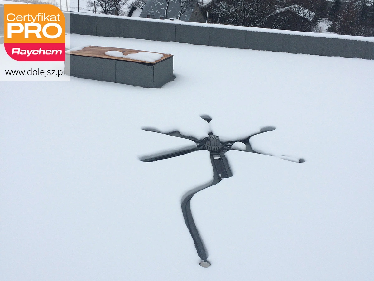 Ogrzewanie wpustów dachowych - montaż Warszawa