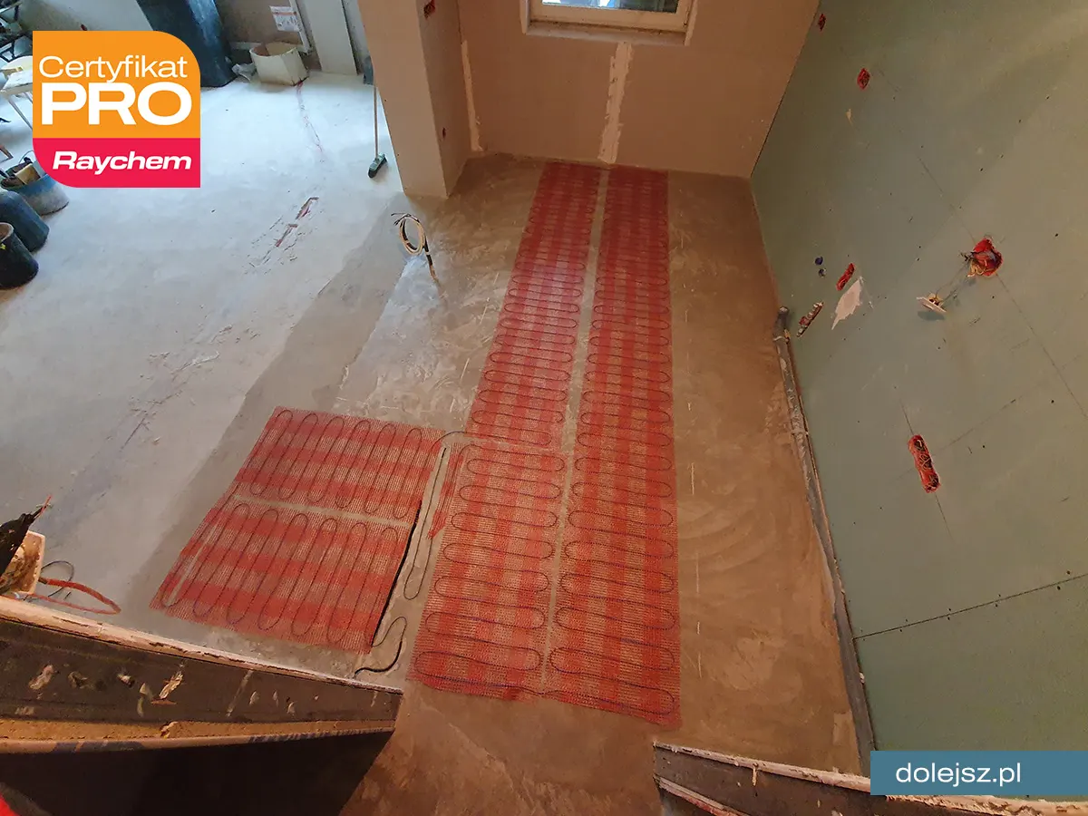 Montaż maty grzejnej w kuchni - Warszawa