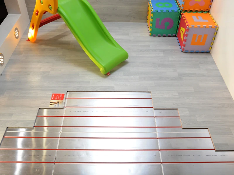 Folia grzejna pod panele podłogowe